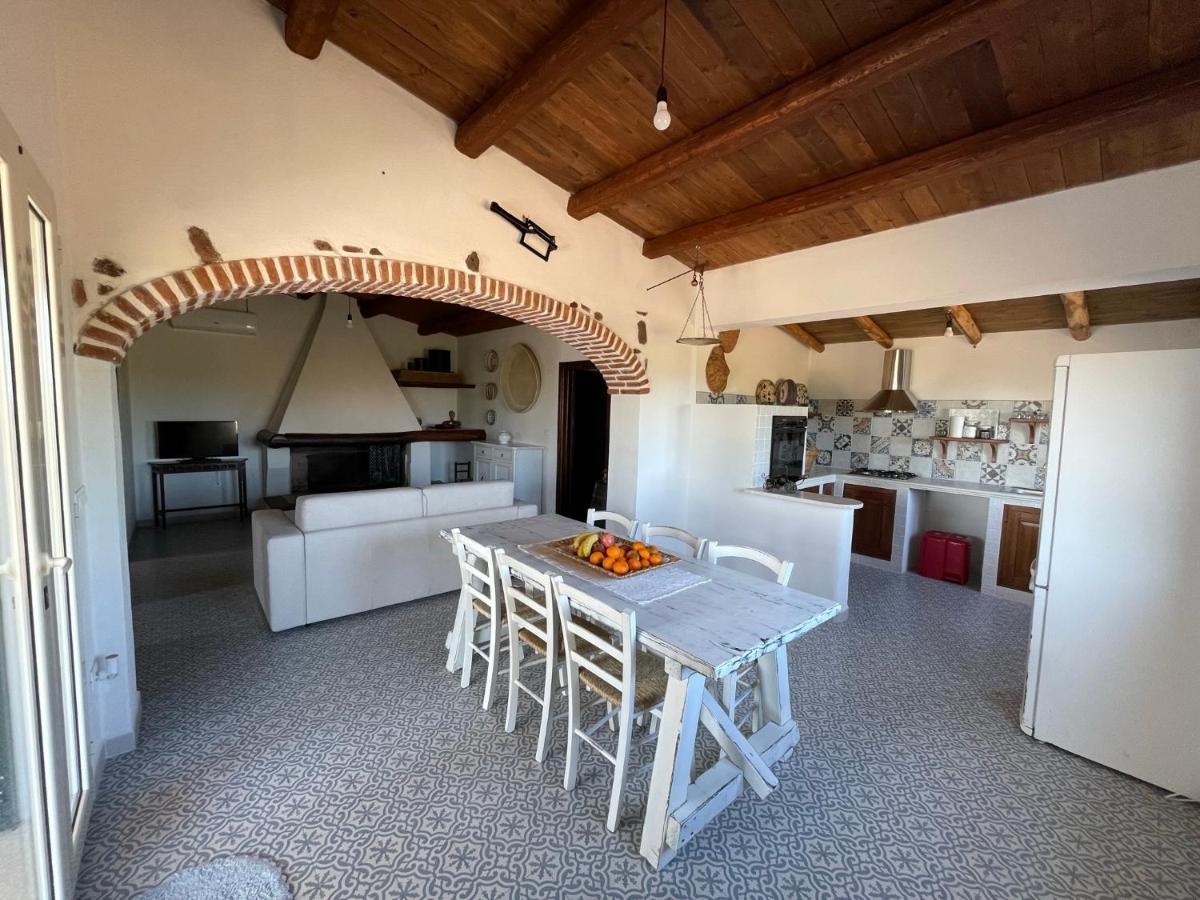 Casa Vacanze Gollei, Orosei Exteriör bild